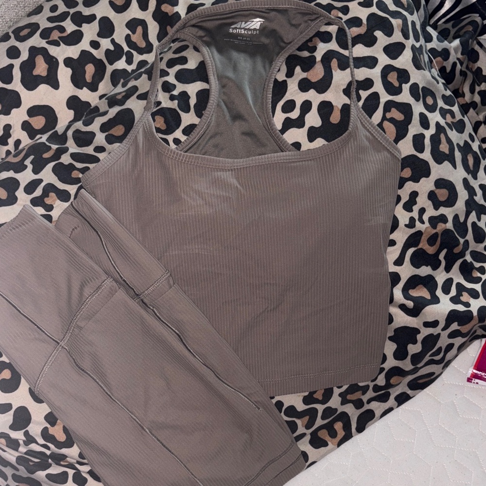 Avia super softsculpt Taupe Ribbed Activewear Set